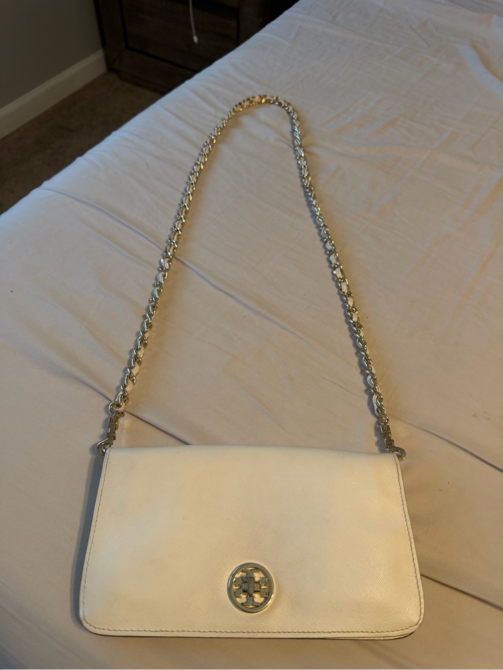 Tory Burch Cream Leather Shoulder Bag with Gold-Tone Chain